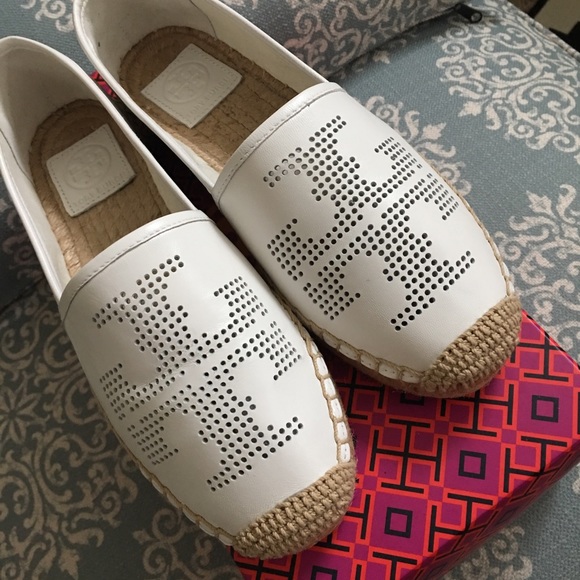 🚫SOLD🚫 New Tory Burch Perforated Espadrille 6.5 - Picture 3 of 6